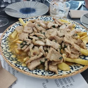 lomo-con-patatas.webp